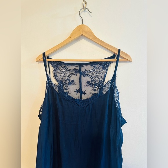 City Chic Navy Lace Back Silky Cami Top, 18/20 - Picture 2 of 7